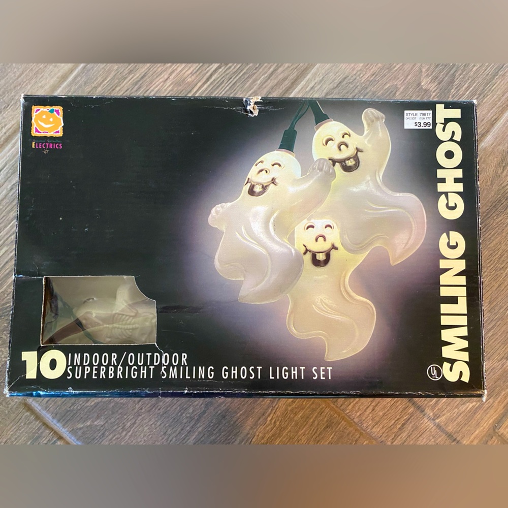Vintage Smiling Ghost Light Set Halloween Light Set Vintage 1990's Halloween